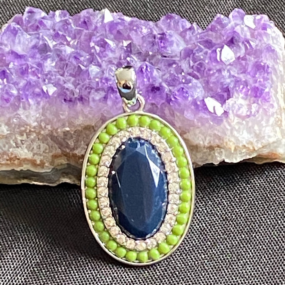 Pendant